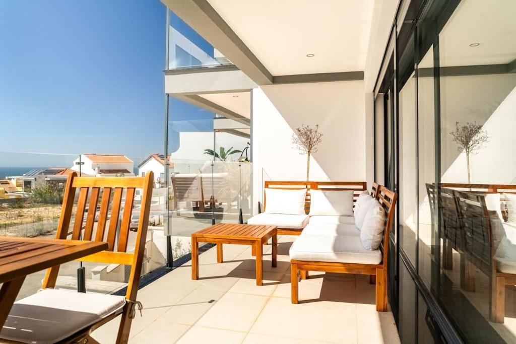 Beach, Ocean View & Bright House Ericeira Exterior photo